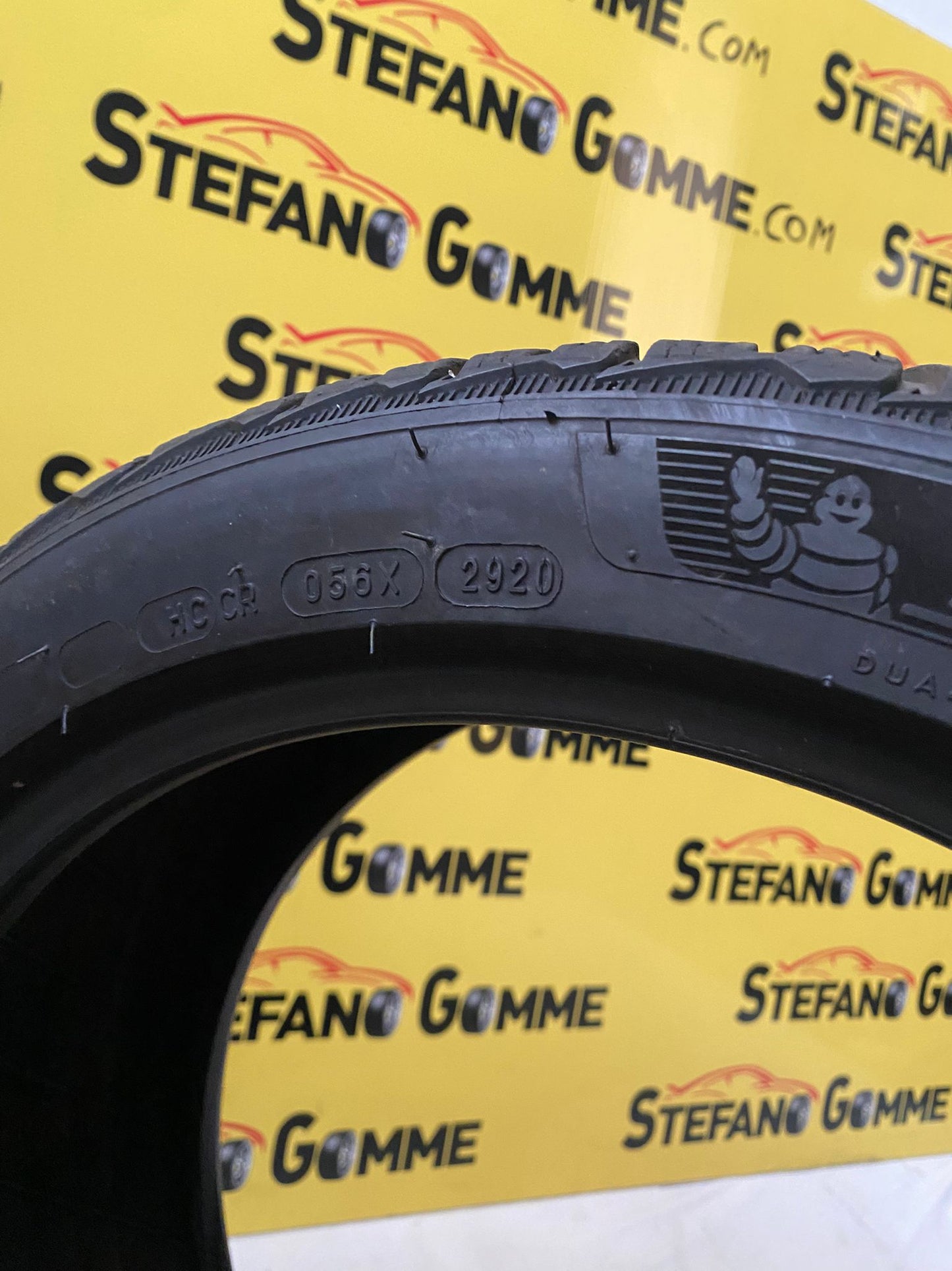 Michelin 225 40 18 92W