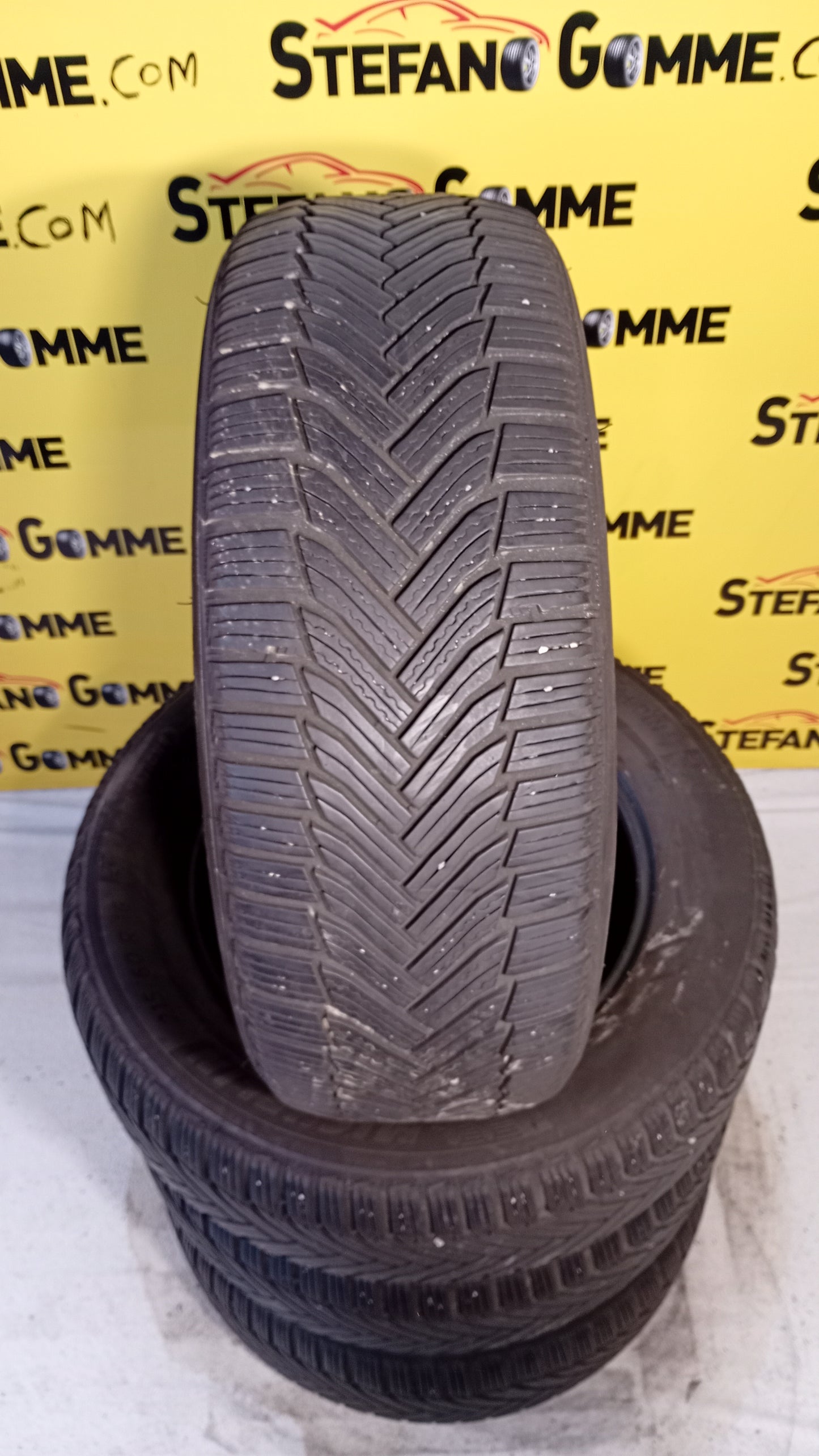 Michelin 215 60 16 99h