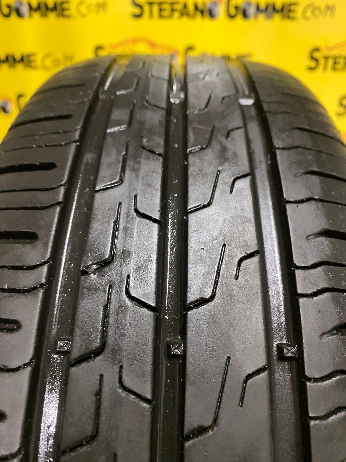 CONTINENTAL 185/55 15 86H