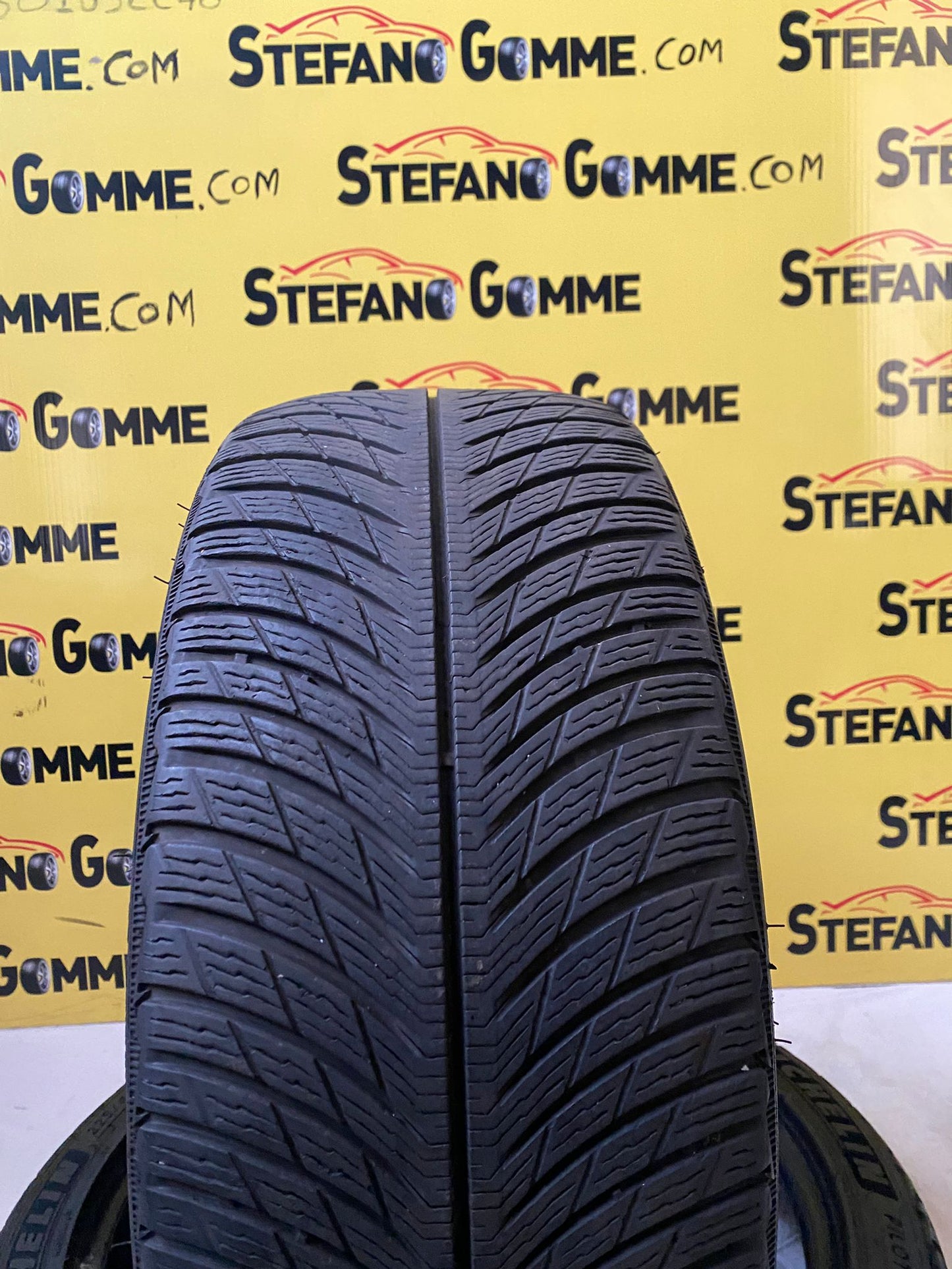 Michelin 225 40 18 92W