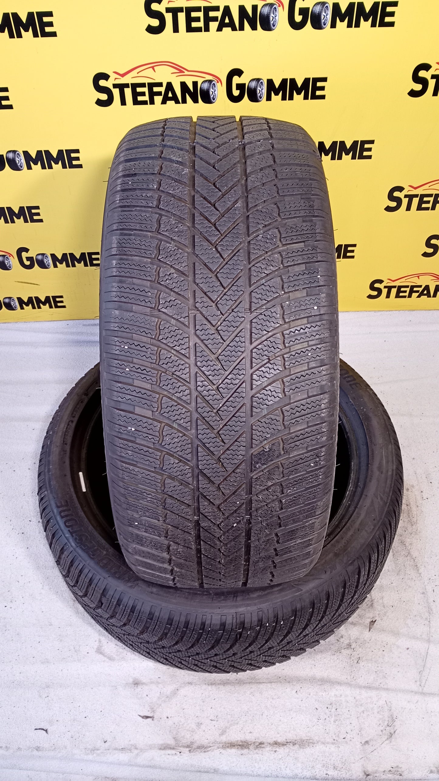 Bridgestone 275 40 20 106v