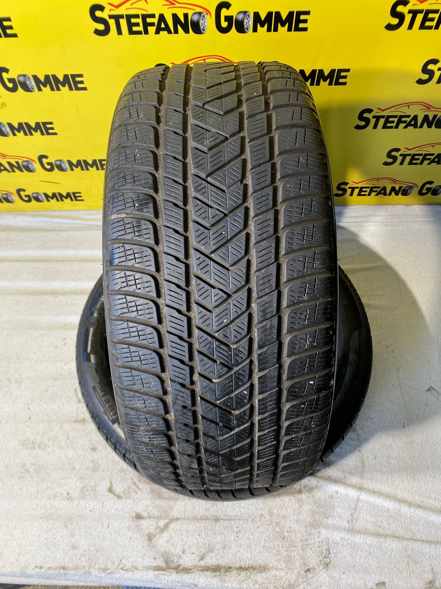 Pirelli 275 40 20 106v