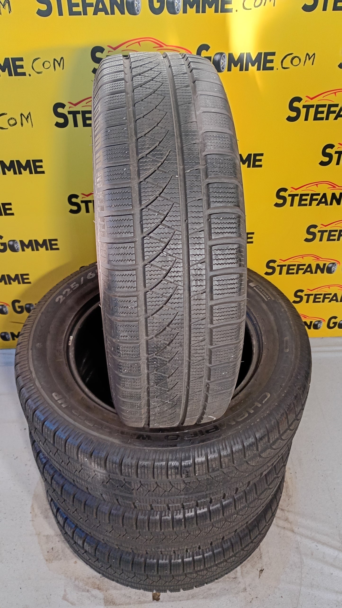 Gt radial 225 65 17 102H