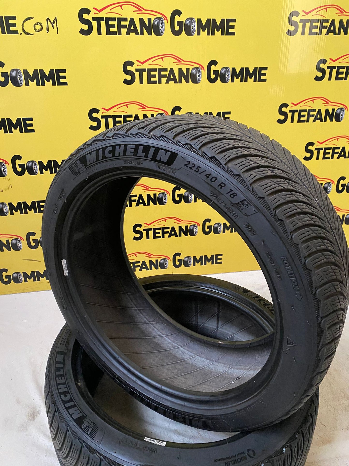 Michelin 225 40 18 92W