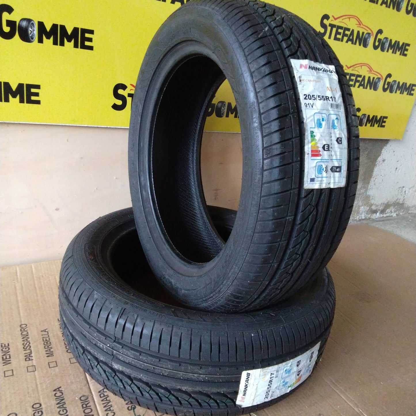 Gomme 205/55R17 91v Nankang