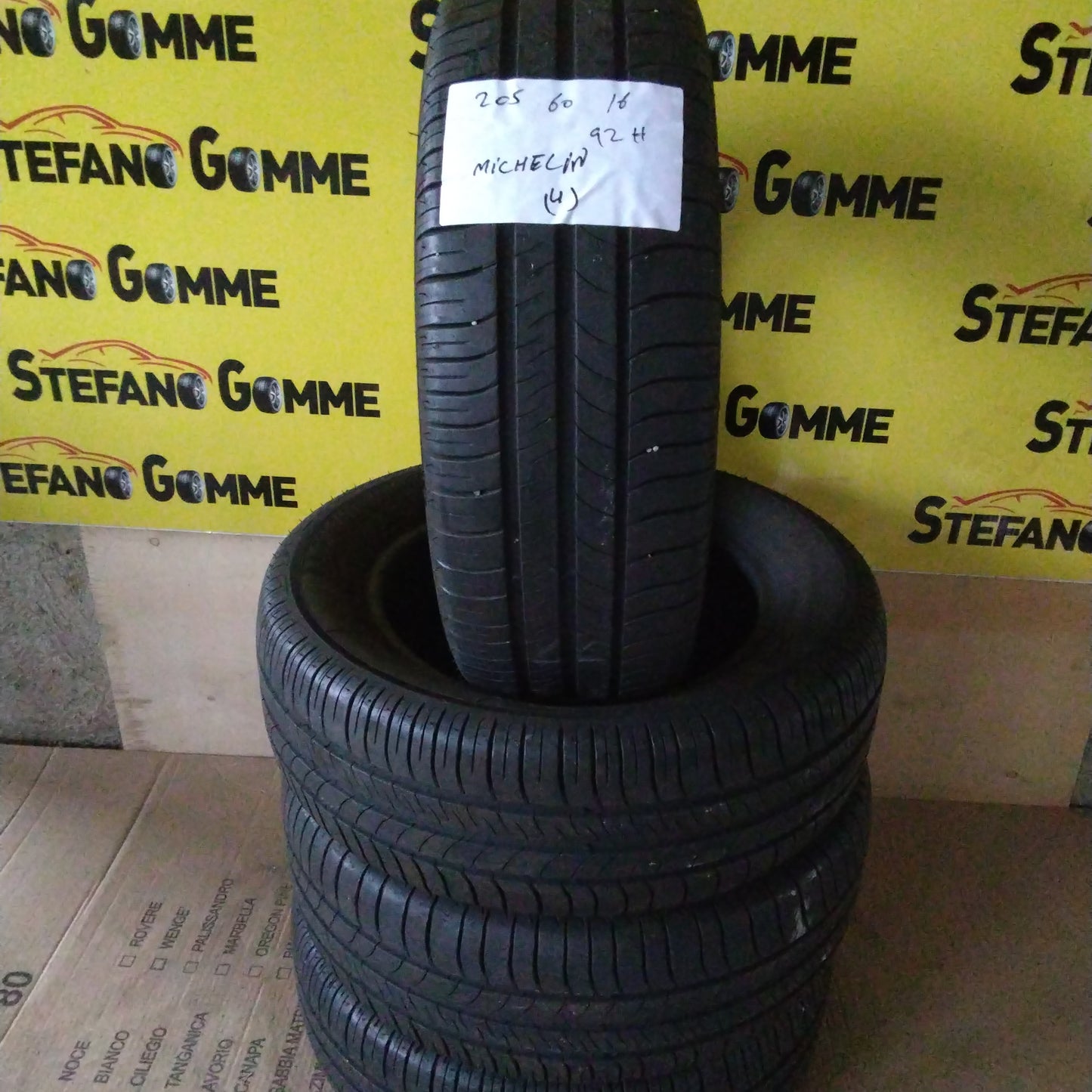 205/60R16 92H Michelin