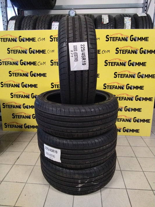 Gomme 225/45/19 96W GOODYEAR RSC