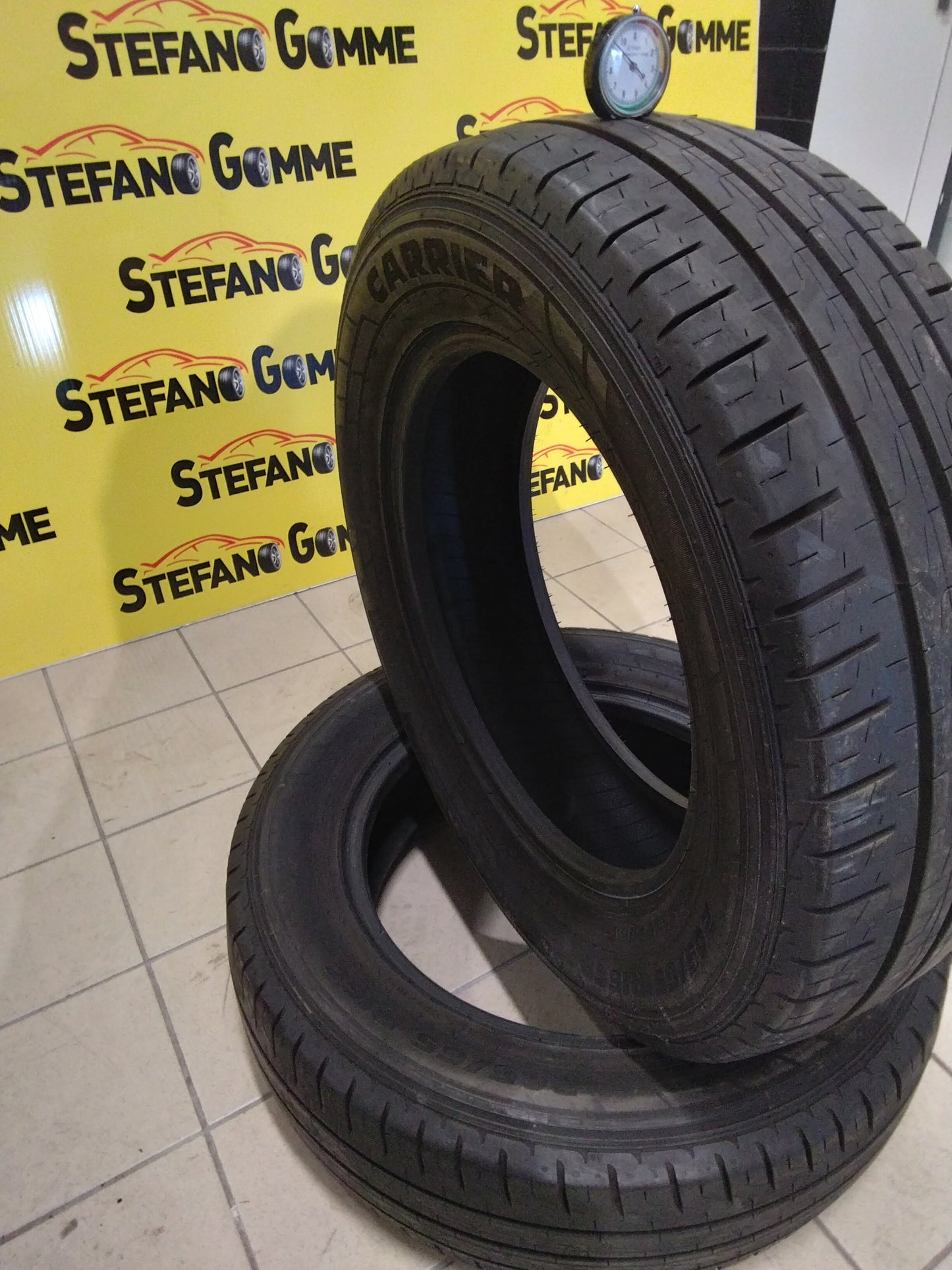 Gomme 205/65/16C Pirelli