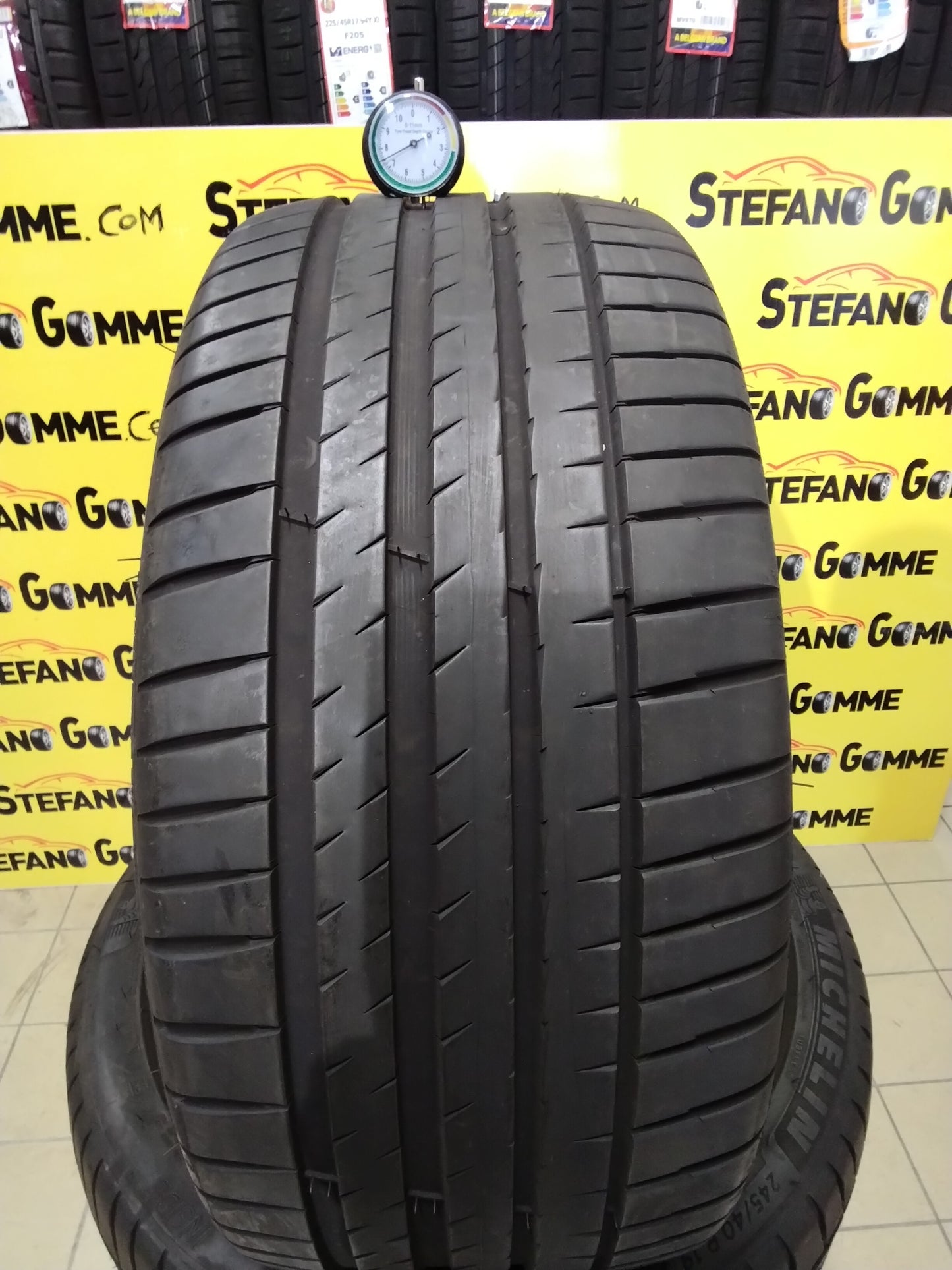 Gomme 245/40/19 89Y Michelin