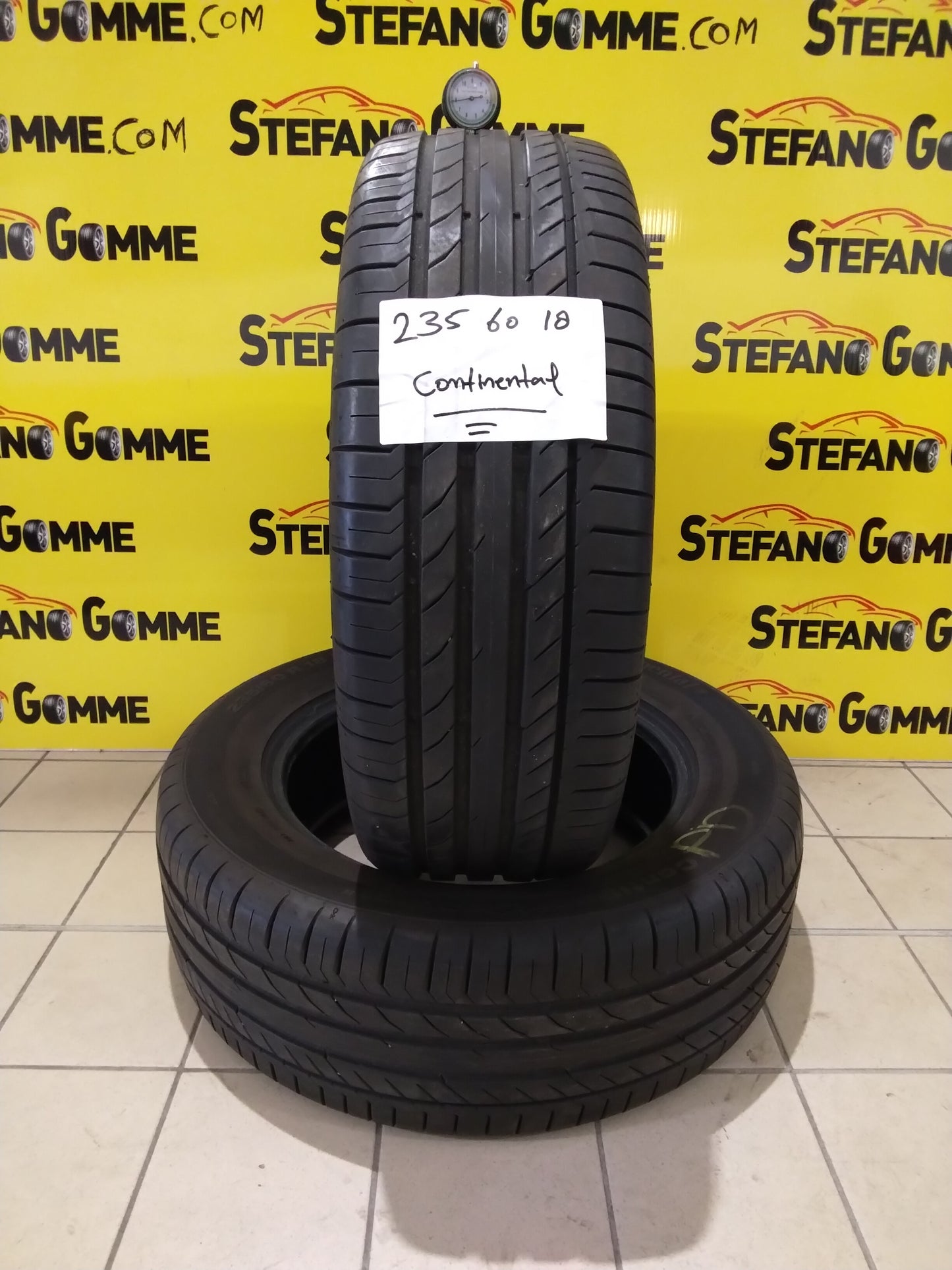 Gomme 235/60R18 103V Continental