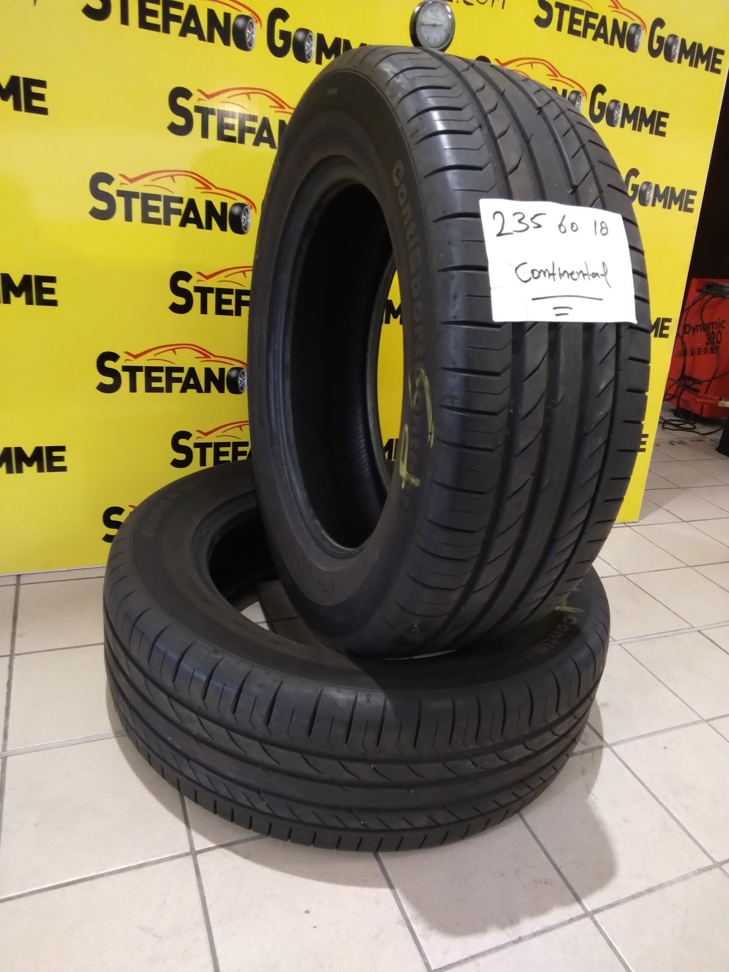 Gomme 235/60R18 103V Continental