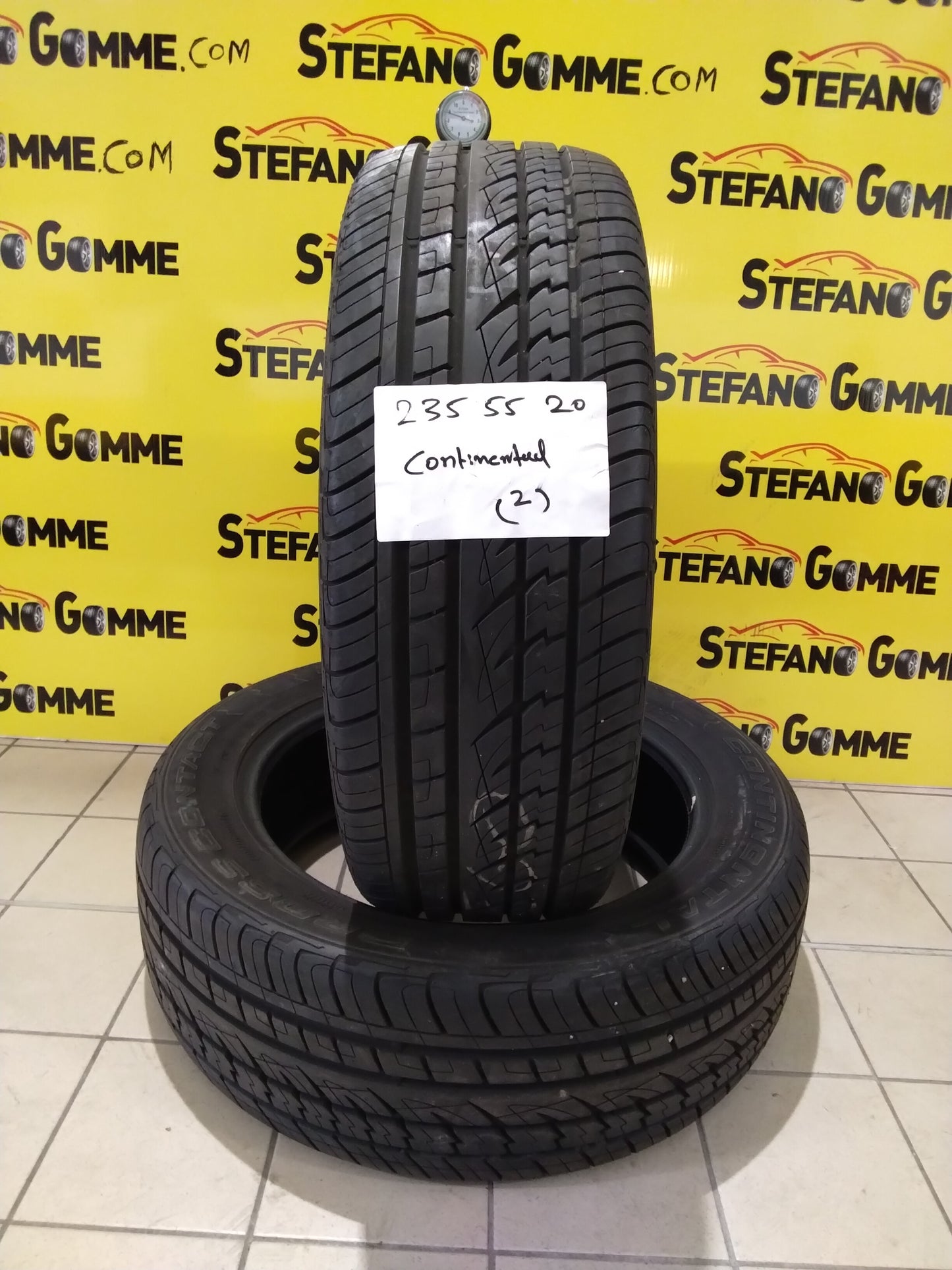 Gomme 235/55R20 182W Continental