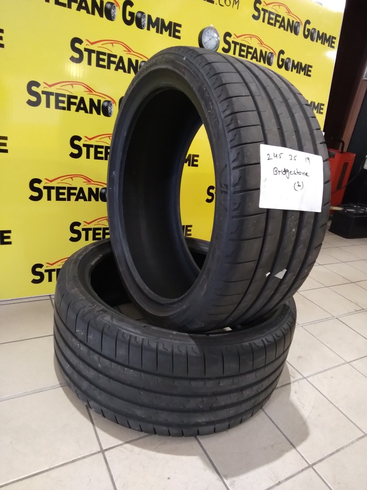 Gomme 245/35R19 93y Bridgestone