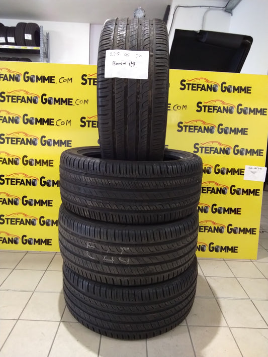 Gomme 225/45R20 105y Barum