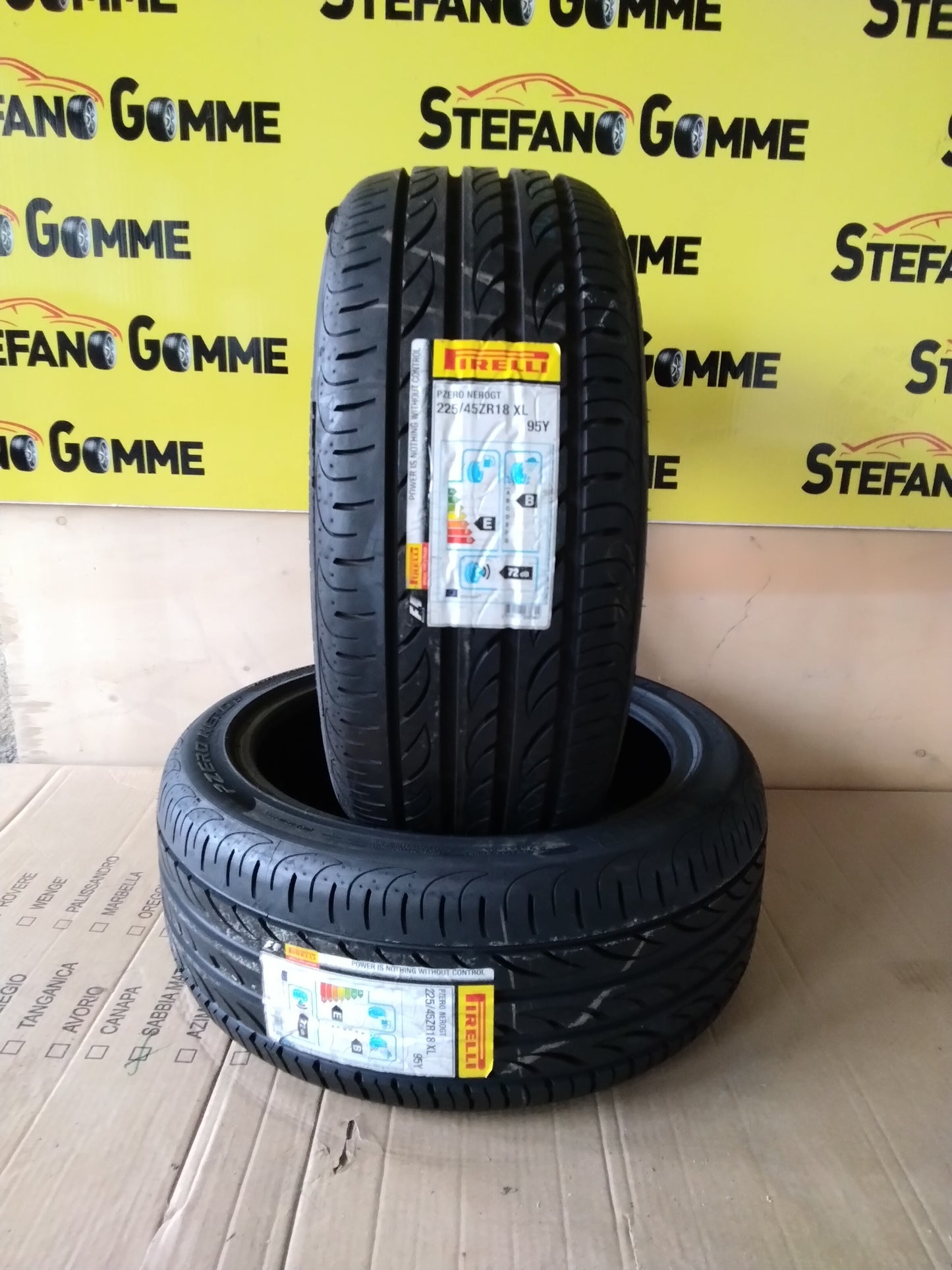 Gomme 225/45R48 95y PIRELLI