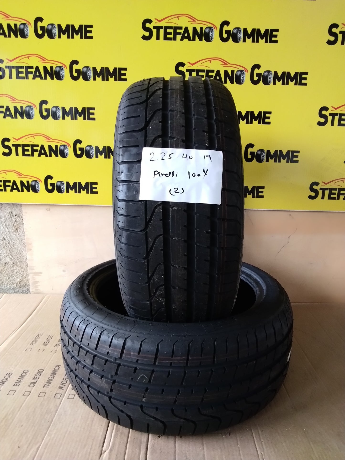 Gomme 255/40R19 100y PIRELLI