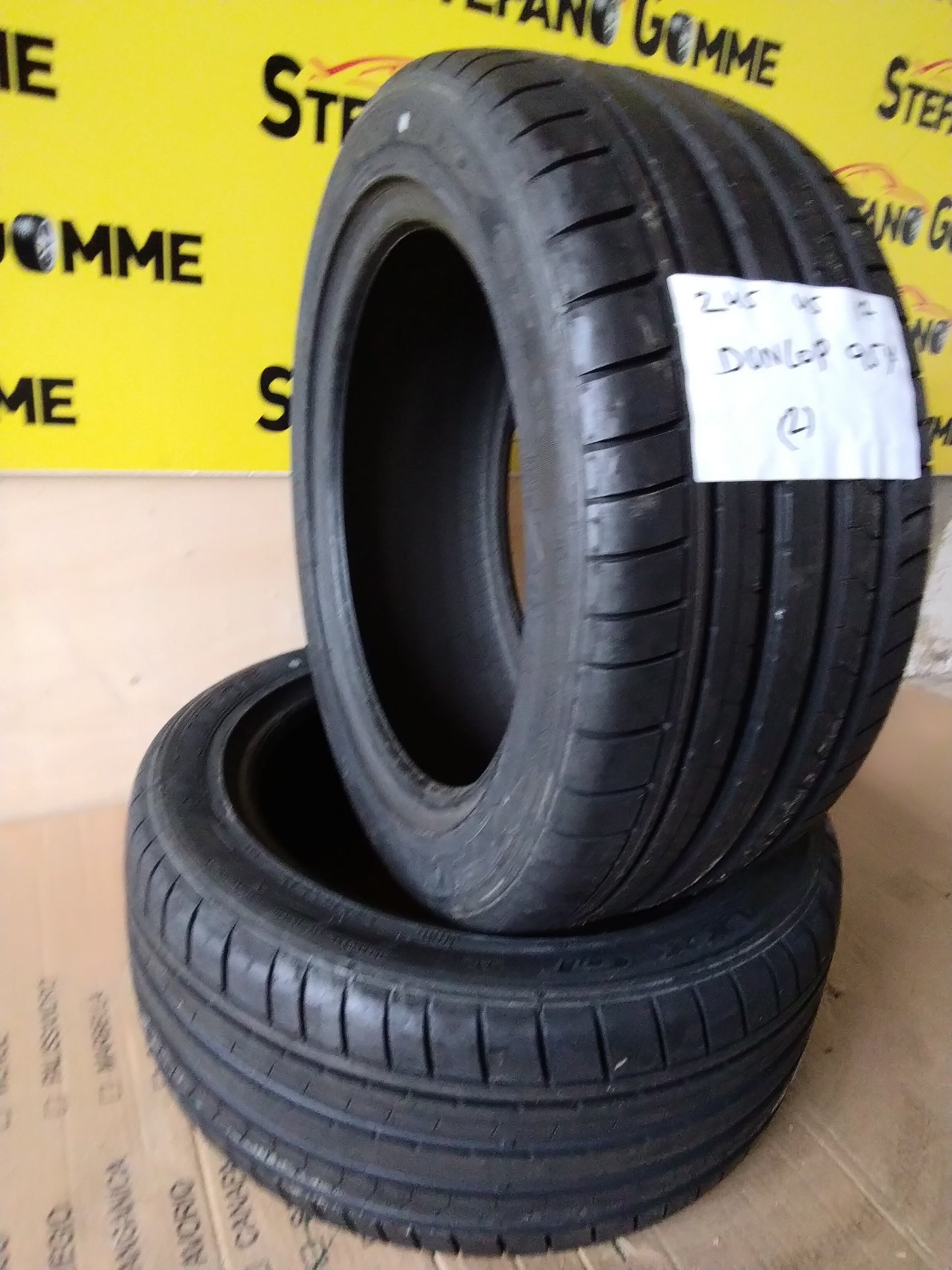 245/45R17 95y Dunlop nuovo