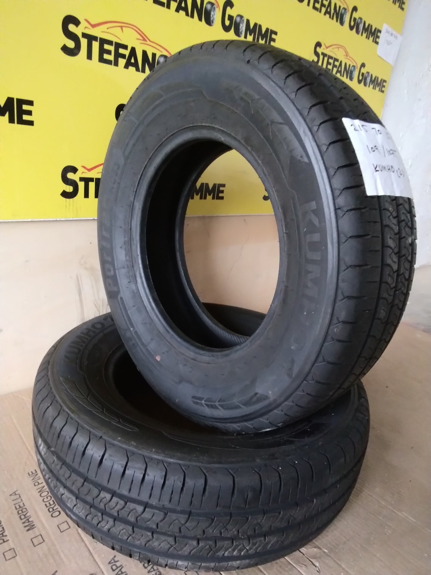 215/70R15C 109/107T Kumho nuovo