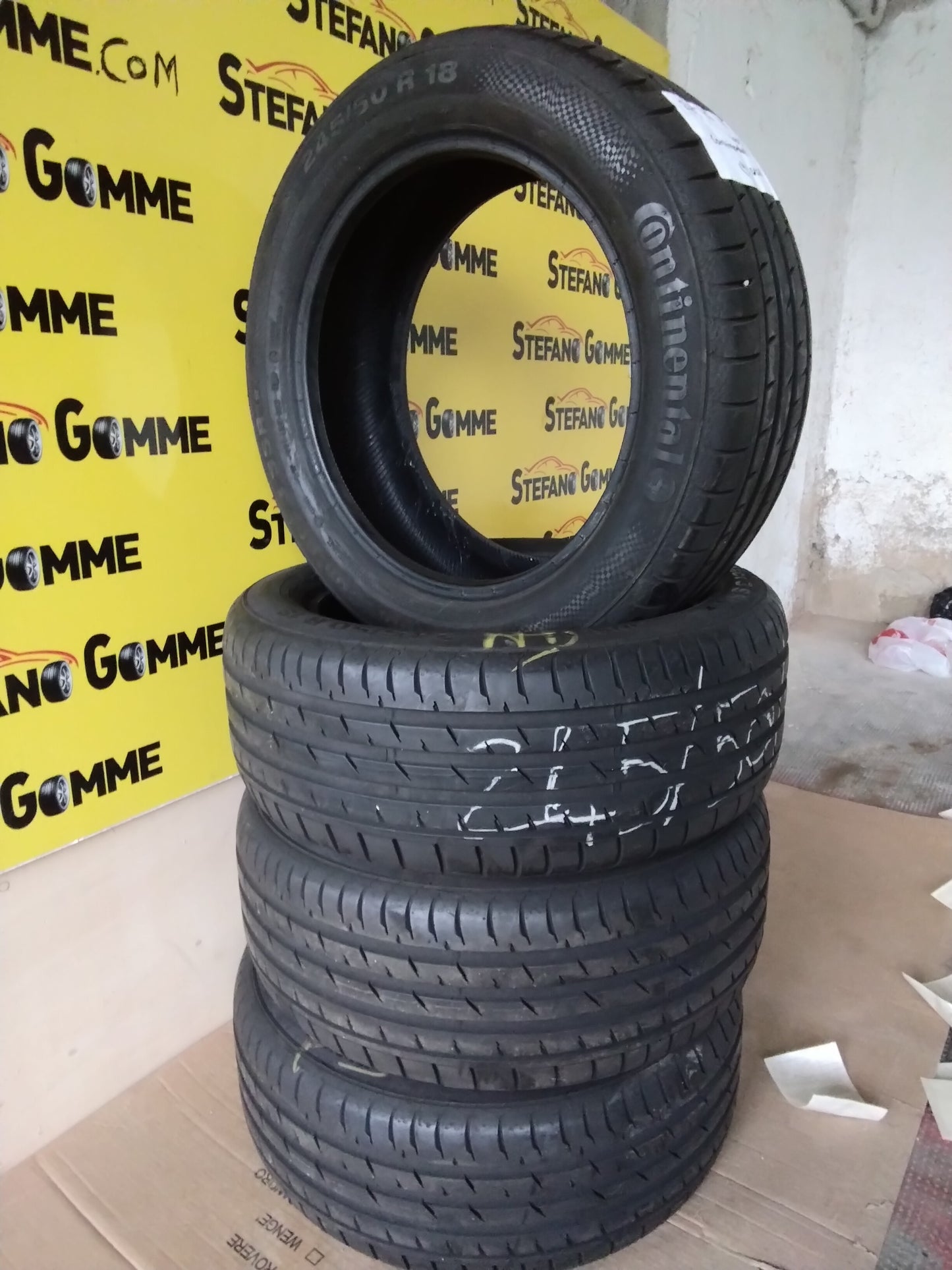 245/50R18 100Y Continental