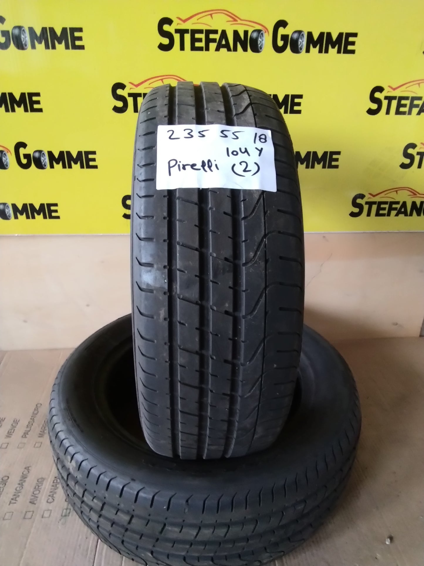 235 55 18 104Y PIRELLI