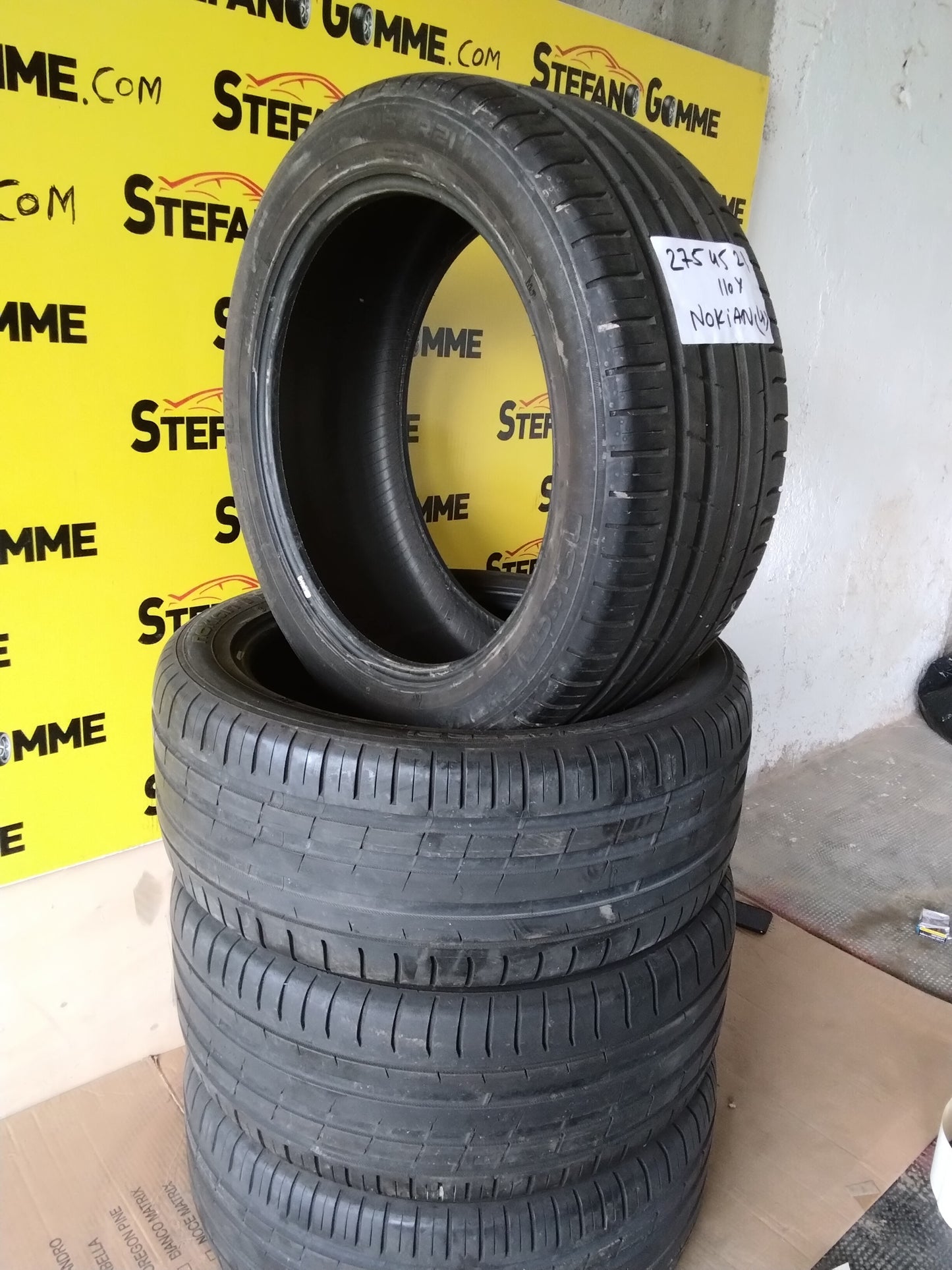 275 45 21 110Y NOKIAN