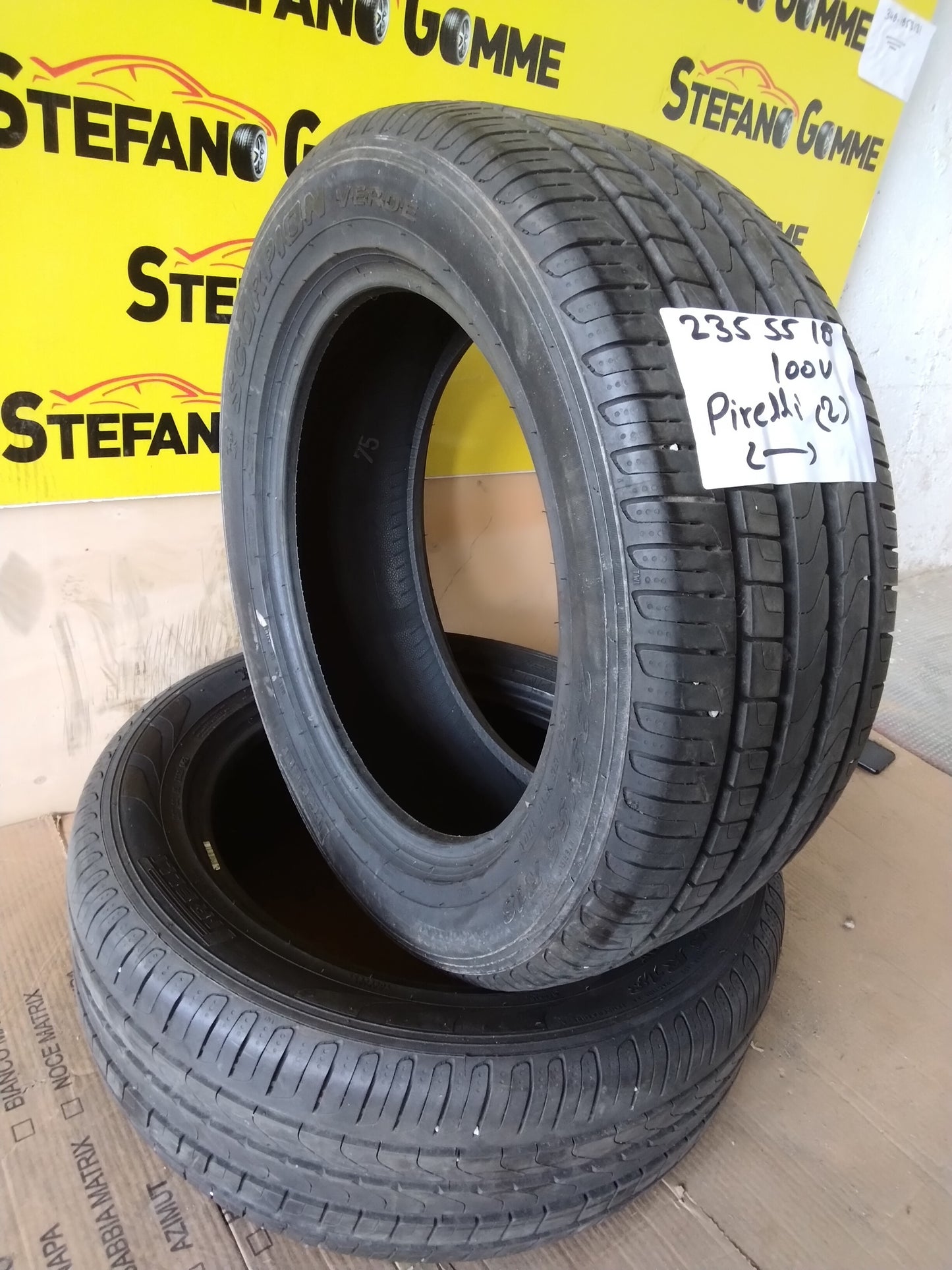 235 55 18 100V PIRELLI