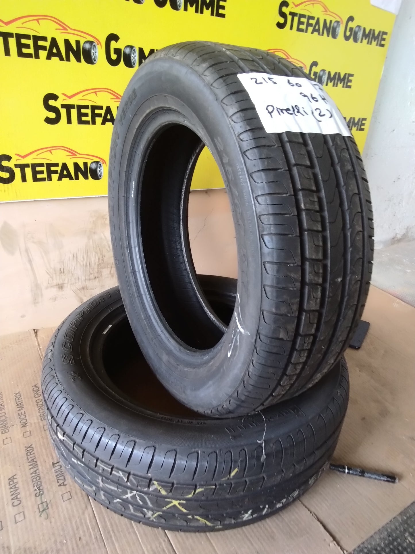 215 60 17 96H PIRELLI