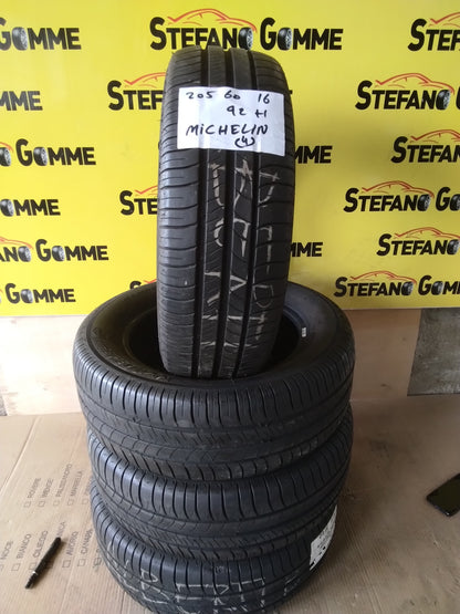 205 60 16 92H Michelin