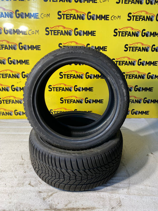 Hankook 255 40 19 100v