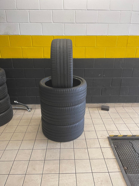 PIRELLI 275/35 22 104y E 315/30 22 107y